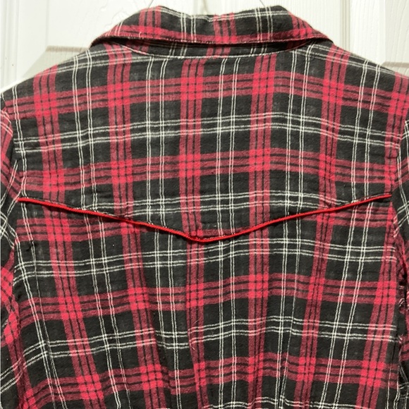 Western plaid flannel with ruffles - Picture 5 of 12